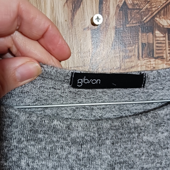 Gibson Heather Gray Knot Front Luxe Sweater Size Small - Picture 3 of 7